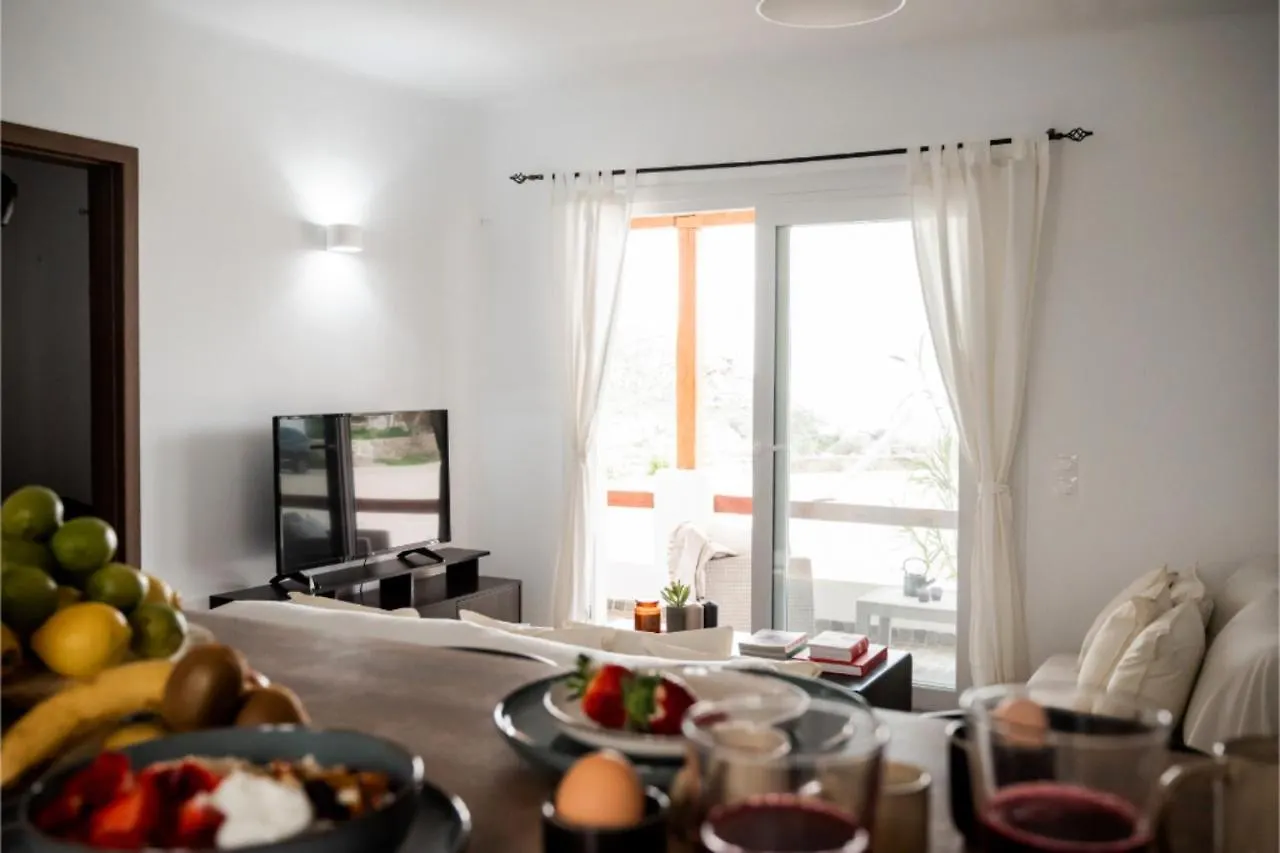 House Suites - Psarou Mykonos Town